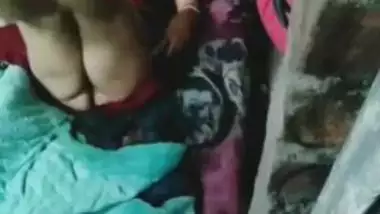 Village desi XXX girl’s pussy captured on cam secretly