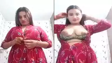 Hdsxxvidos - Desi Pakistani Aunty Blowjob Cumshot Part 2 indian sex video