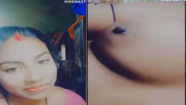 Bengali Boudi blouse open boob show to lover