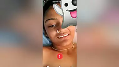 Today Exclusive-lankan Girl Showing Pussy On Video Call