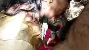 Aunty Giving Mouth Outdoor Hard