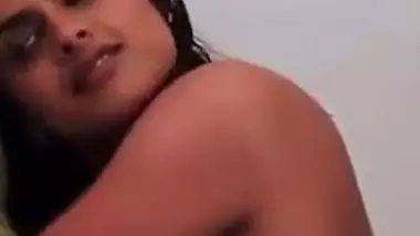 Shraddha Srinath Look alike nude clip