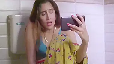 Bidhwa Garl Xxx - Hindu Vidhwa Mahila Ko Sari Lal Chuda Chudi X X X Video xxx desi porn videos  at Indianporno.info