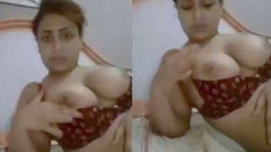 Arab Housewife Porn - Arab Hot Housewife Plaing With Her Big Boobs indian sex video