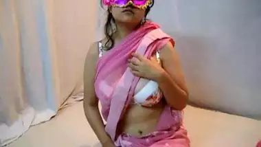 Savita Bhabhi Ki Baytaabian Huge Boob Fucked...