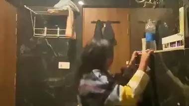 Horny girl’s xxx mms of riding a dick in the bathroom