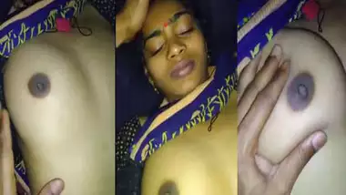 Dehati cute boobs show video looks hot