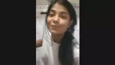 Cute Indian Girl Falak On More Clip