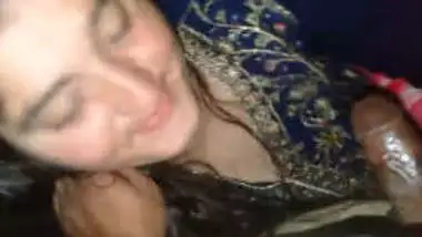 Super Horny Paki Wife Blowjob