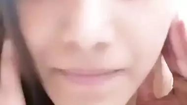 Poonam Pandey webinar on covid – Uncut nipple slip