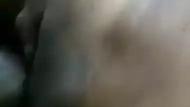 Young guy fucks his GF’s tight pussy in Tamil sex video