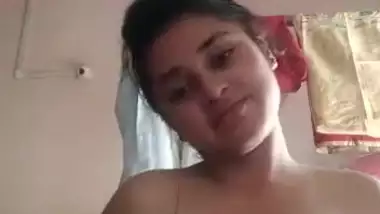 Desi cute girl sexy boobs