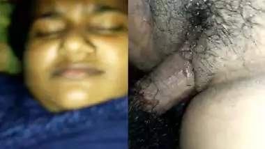 Desi girl sex with boyfriend viral first time