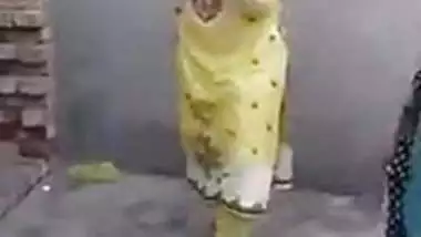 punjabi mummy dance